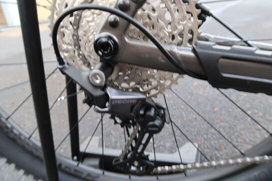 El-mountainbike TREK Marlin +8