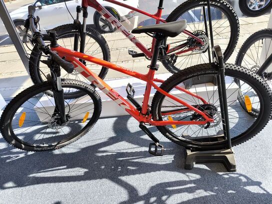 Mountainbike TREK Marlin 5
