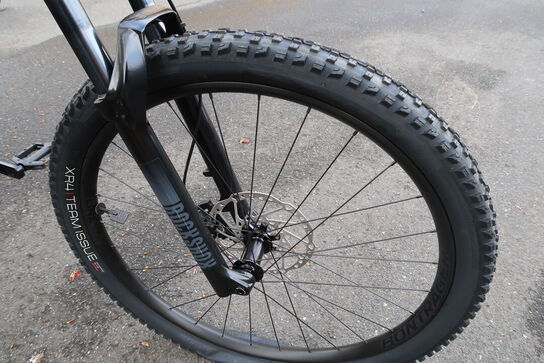 El-mountainbike TREK Marlin +8