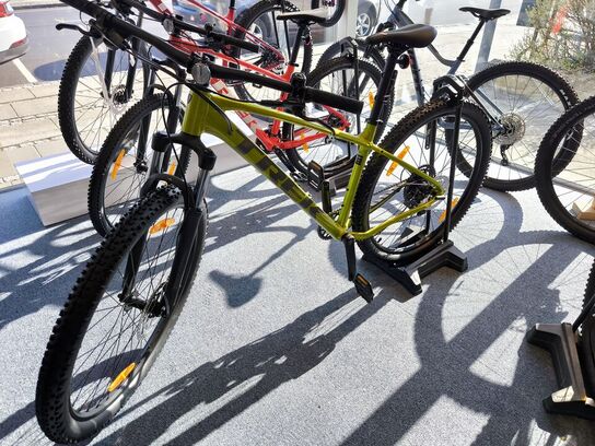 Mountainbike TREK Malin 5