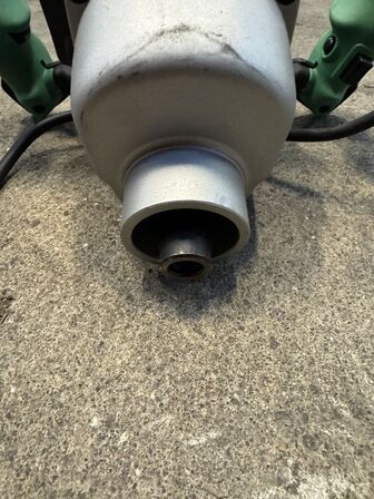 Røremaskine med piskeris, HiKOKI UM16VST2 1600W