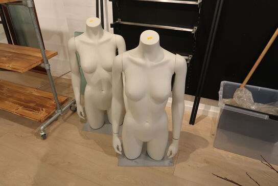 2 stk. mannequin