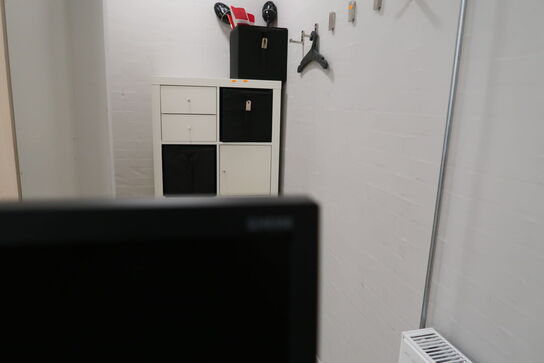 Computerskærm SAMSUNG S24E650 med tastatur