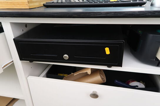 Kasseapparat ELO med bonprinter, håndscanner, pengeskuffe m.m.