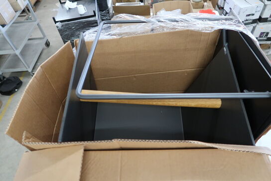 Palle div. Køkkenredskaber: Tallerkner mv. KEN STORKØKKEN