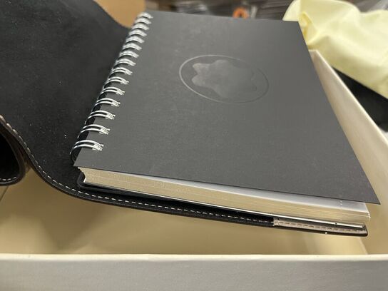 Notesbog samt kuverttaske MONTBLANC MB131926
