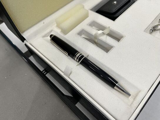 Gavesæt Men's Essentials MB115058