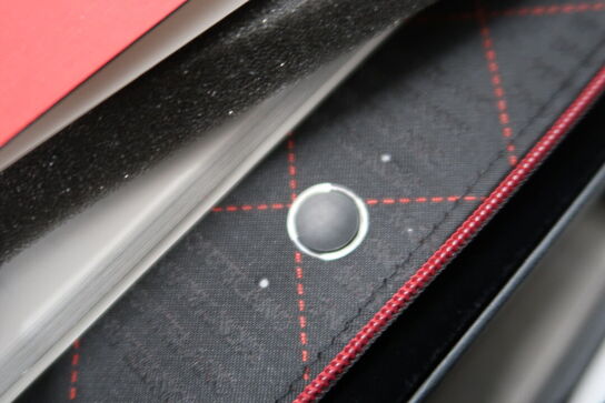 Augmentet papir & kuglepen gavesæt MONTBLANC Urban Racing Spirit MB119927