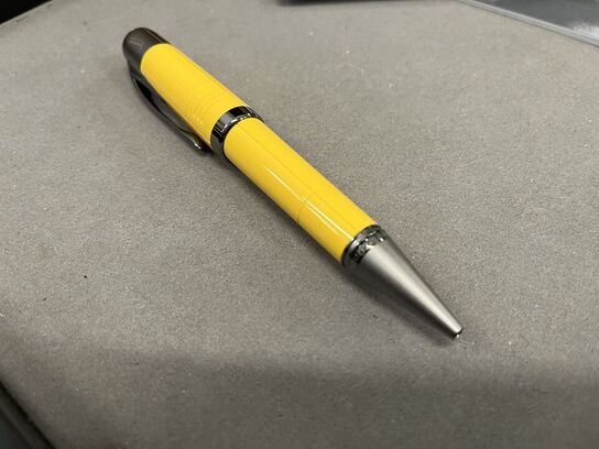 Kuglepen MONTBLANC Enzo Ferrari  MB130663