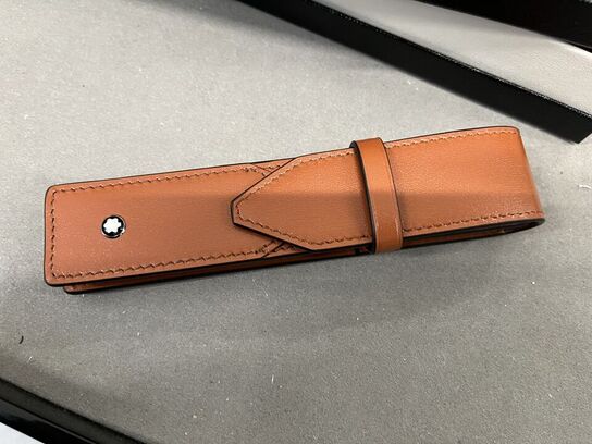 Pentaske MONTBLANC 1-pen Pouch Rust MB198814