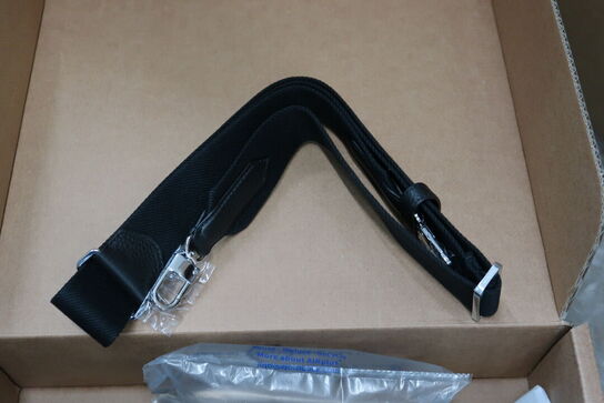 Taske MONTBLANC Grain Crossbody Black MB220208