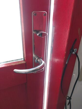 Isoleret container med installeret el.