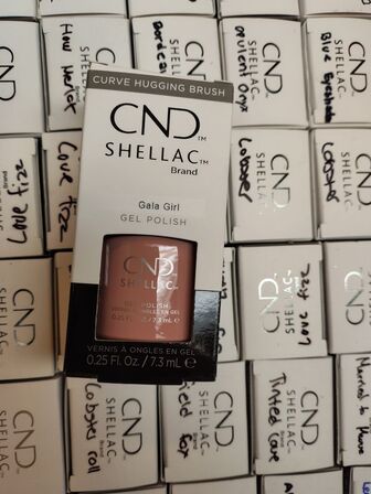 130 stk. CND Shellac og Vinylux, assorterede