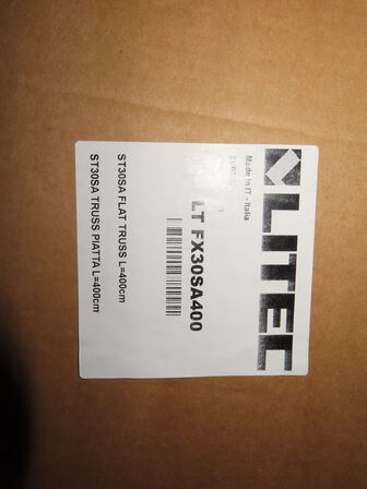 2 stk. flat truss (400 cm) og 2 stk. hjørner (150 grader) LITEC