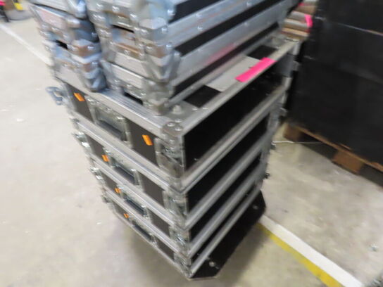 4 stk. flightcases til rackindbygning