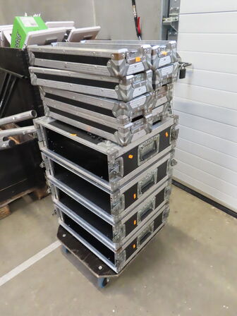 4 stk. flightcases til rackindbygning