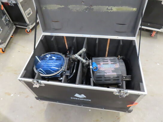2 stk. Fresnel lamper i Flightcase - DESISTI LEONARDO 2kW