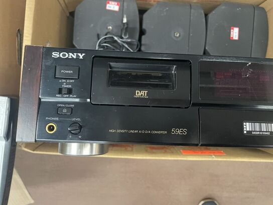 Sony 59 ES og højtalere