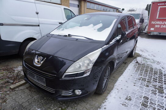 Varebil PEUGEOT 5008 1.6 HDI 112HK ESG (Momsfri)