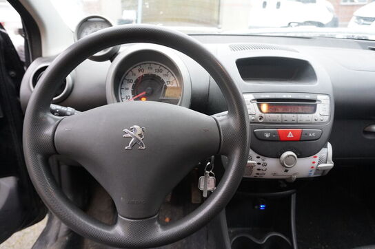 Personbil PEUGEOT 107 1.1 5d
