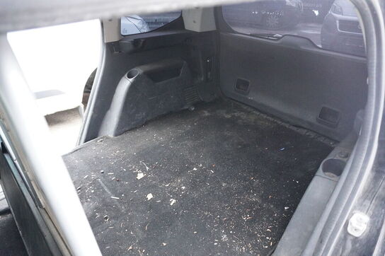 Varebil PEUGEOT 5008 1.6 HDI 112HK ESG (Momsfri)