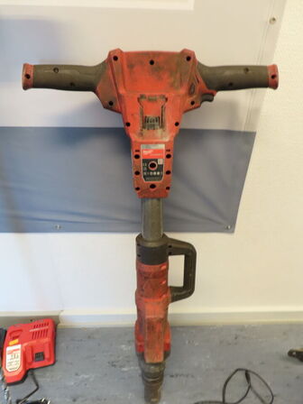 Slagnøgle med friktionsring, MILWAUKEE M18 FHIWF1R