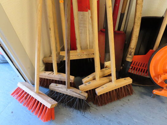 Koste og redskaber samt måleværktøj