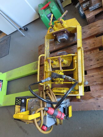 Hydraulisk skinnesvejsetrimmer, Elektro-Thermit U-LW 642 