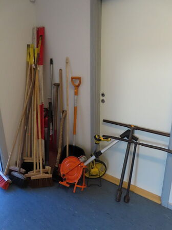 Koste og redskaber samt måleværktøj