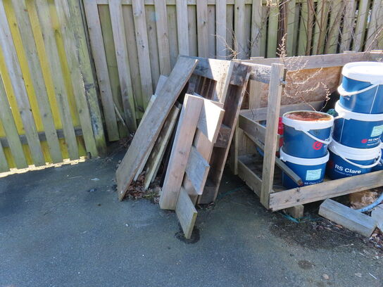 Alle løse materialer på pladsen