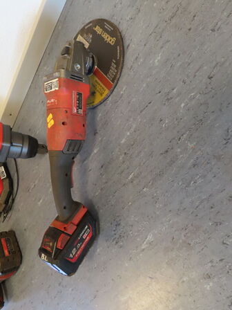 Vinkelsliber, MILWAUKEE M18 FLAG230XPDB