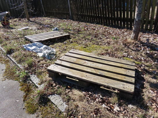 Alle løse materialer på pladsen