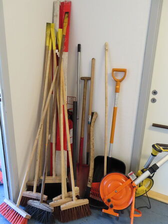 Koste og redskaber samt måleværktøj