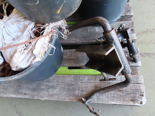 Div. spande med indhold