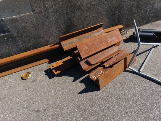 Alle løse materialer på pladsen