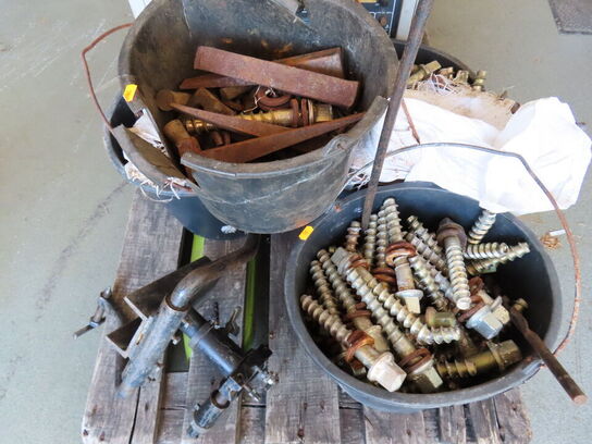 Div. spande med indhold