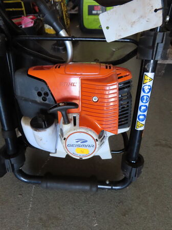 Pælebor, STIHL BT 131