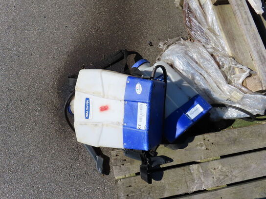 Alle løse materialer på pladsen