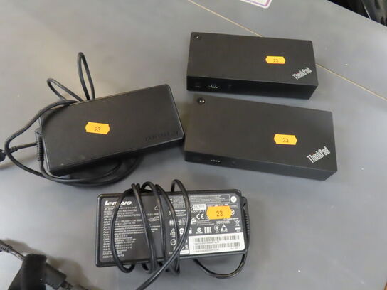 2 stk. Dockingstationer LENOVO