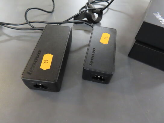 2 stk. LENOVO dockingstationer