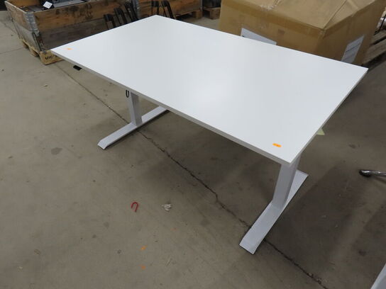 El hæve/sænke skrivebord