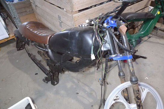 Stel m/div. dele, Tomos knallert