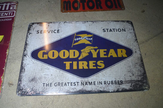 4 stk. retroskilte i metal, ca. 20x30cm