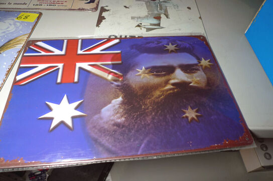 4 stk. retroskilte i metal, ca. 20x30cm