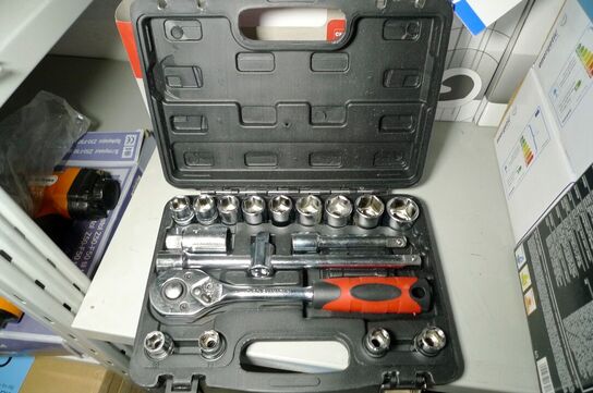 108 dele topnøglesæt i kuffert