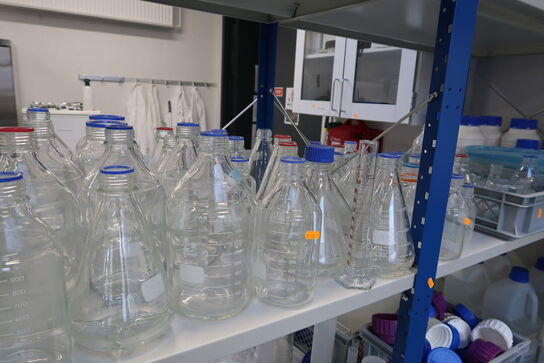 Div. Laboratorieglas