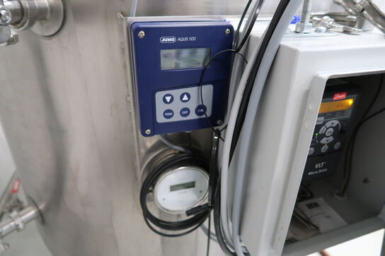 Mikserbeholder GJETTERMANN & NIELSEN med styring JUMO AQUIS 500 og pumpestation INOXPA ESTAMPINOX EFI 2 MR