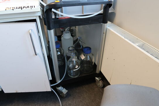 Opbevaringsvogn uden indhold