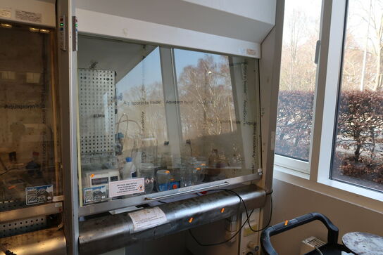 Stinkskab uden indhold