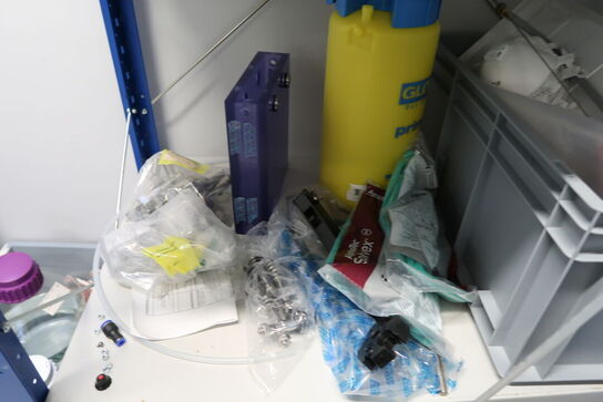 Div. Laboratorieudstyr bl.a. homogenisatorer m.m.